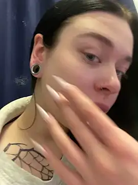 AlishaPrettyBlade online show from 03/04/25, 09:51