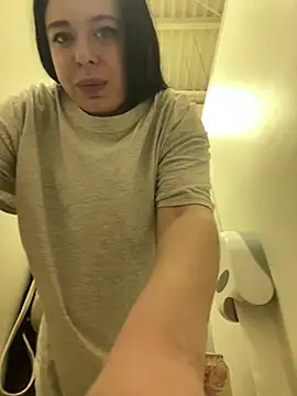 AlishaPrettyBlade online show from 02/25/25, 06:36