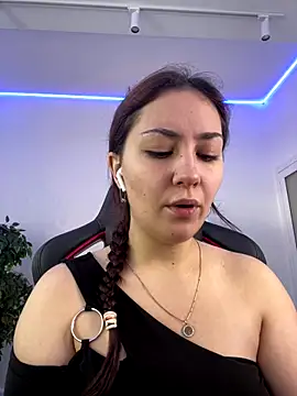 AshleySkott  online show from 09/19/25, 08:07