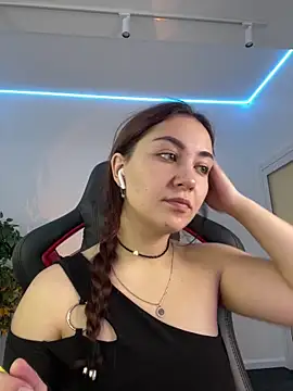 AshleySkott  online show from 10/12/25, 09:10