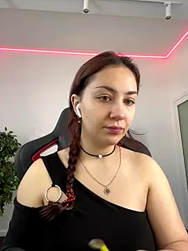 AshleySkott  online show from 09/18/25, 08:06