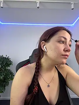 AshleySkott  online show from 09/21/25, 08:30