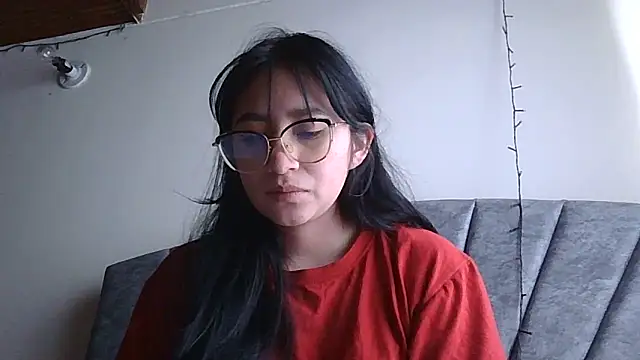 Arielle lov online show from 12/04/25, 04:06