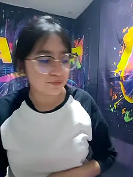 Arielle lov online show from 04/12/26, 10:40