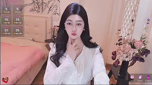 Tingdie online show from 10/28/25, 06:29