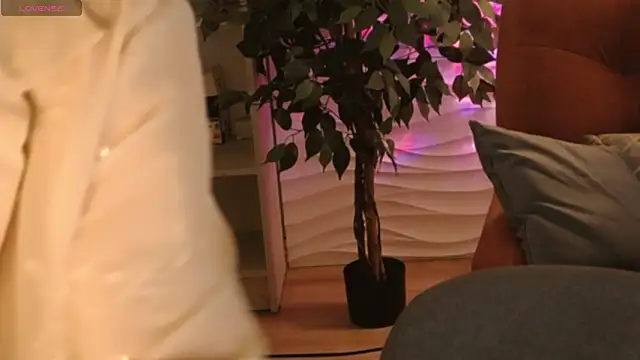 Sandra Kind online show from 03/10/26, 05:44