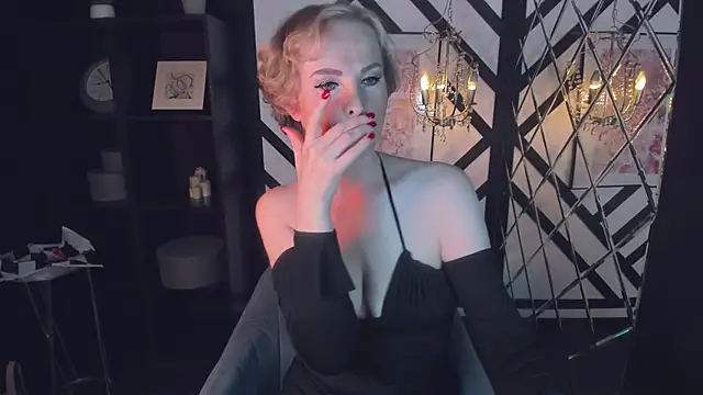 Snapshot of Sandra_Kind chatting on 03/16/25, 05:36 Sandra Kind online show from 03/16/25, 05:36
