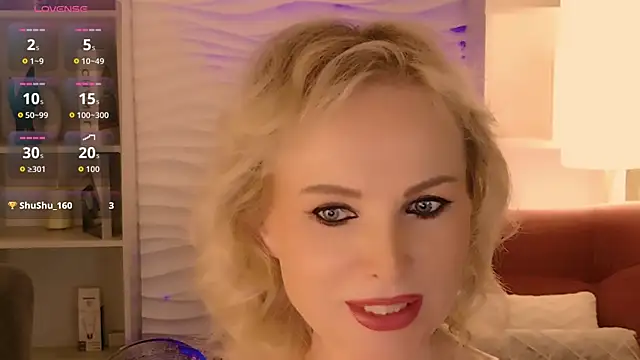 Snapshot of Sandra_Kind chatting on 06/30/26, 05:40 Sandra Kind online show from 06/30/26, 05:40