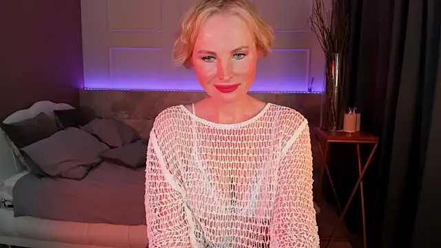 Snapshot of Sandra_Kind chatting on 03/12/25, 12:04 Sandra Kind online show from 03/12/25, 12:04