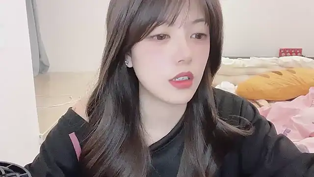 Snapshot of JayM584520 chatting on 03/06/25, 03:24 JayM584520 online show from 03/06/25, 03:24