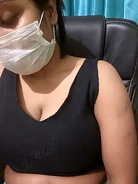 COZY ROZI online show from 11/13/25, 06:12