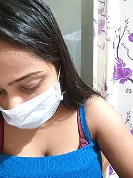 COZY ROZI online show from 11/10/25, 04:12