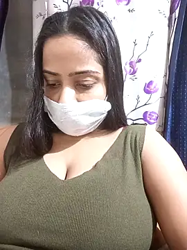 COZY ROZI online show from 11/17/25, 03:16