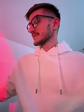 yoyoboy988 online show from 03/18/25, 07:01