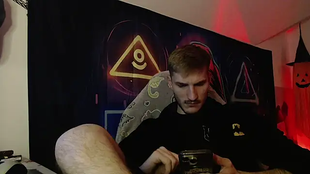 yoyoboy988 online show from 11/18/25, 05:49