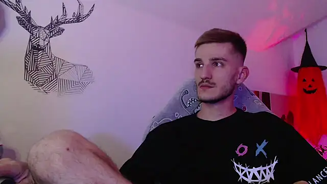 yoyoboy988 online show from 09/18/25, 04:32