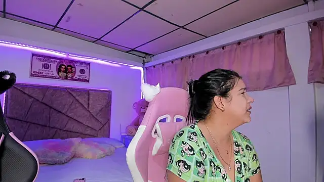 Cristal Smith20 online show from 04/07/26, 12:07