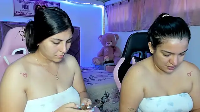 Snapshot of Cristal_Smith20 chatting on 07/15/26, 12:23 Cristal Smith20 online show from 07/15/26, 12:23