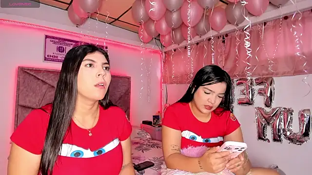 Snapshot of Cristal_Smith20 chatting on 02/14/26, 01:22 Cristal Smith20 online show from 02/14/26, 01:22