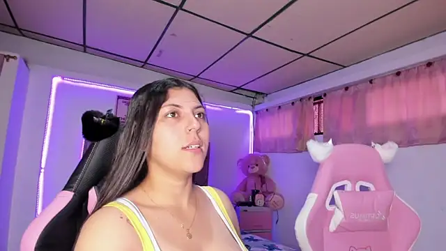 Cristal Smith20 online show from 04/13/26, 12:20