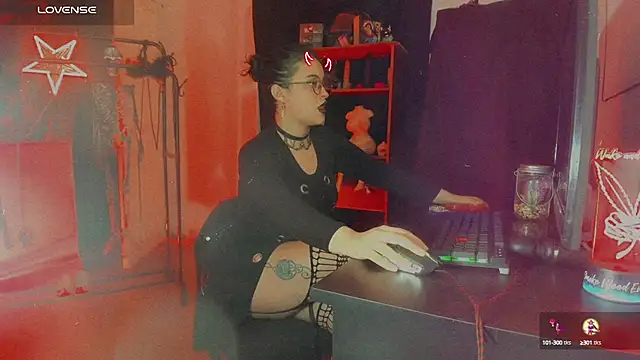 OnyxDiosaGotica online show from 10/12/25, 02:46