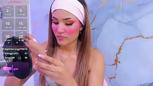 Snapshot of jess_ackerman chatting on 10/01/25, 03:22 jess ackerman online show from 10/01/25, 03:22