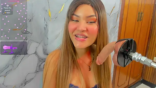 Snapshot of jess_ackerman chatting on 09/26/25, 11:39 jess ackerman online show from 09/26/25, 11:39