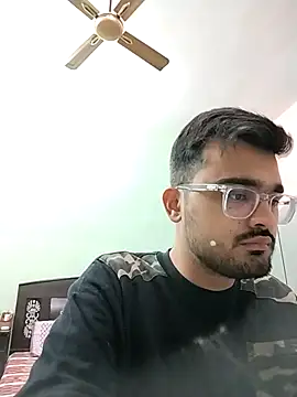 hornypurush online show from 12/02/25, 04:19