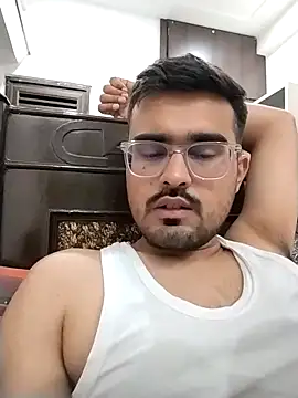 hornypurush online show from 04/19/26, 02:12