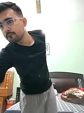 hornypurush online show from 12/19/25, 10:01