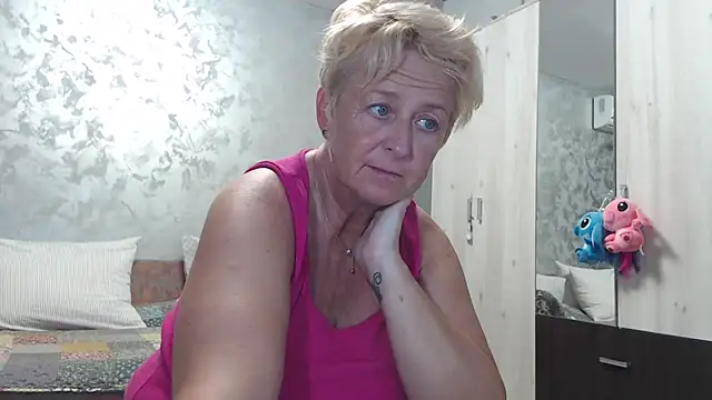 RosesandLillies online show from 09/13/25, 08:53