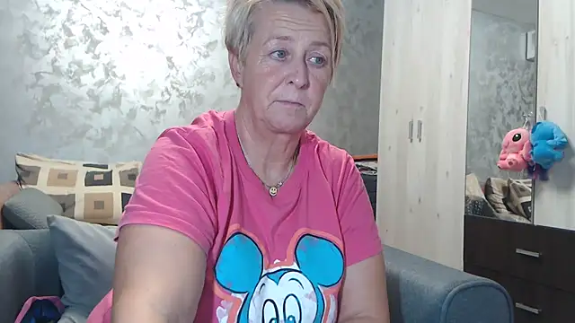 RosesandLillies online show from 10/11/25, 04:52