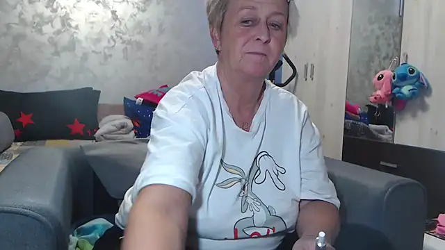 RosesandLillies online show from 03/18/26, 05:36