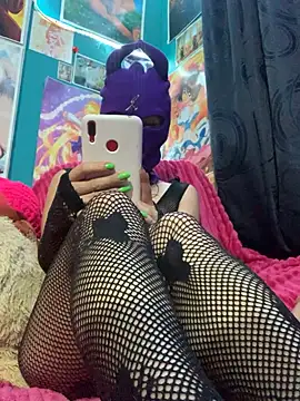 Snapshot of NatashaRex chatting on 10/21/25, 04:56 NatashaRex online show from 10/21/25, 04:56