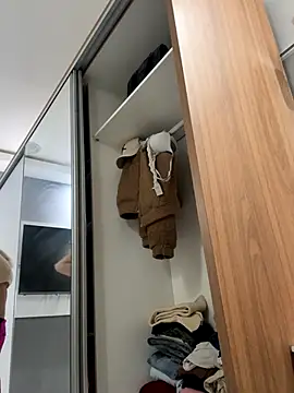 Snapshot of segb chatting on 10/10/25, 06:20 segb online show from 10/10/25, 06:20