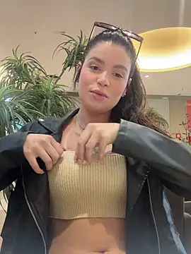 Snapshot of segb chatting on 10/07/25, 02:18 segb online show from 10/07/25, 02:18