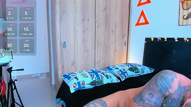 fitnolan online show from 11/08/25, 07:17