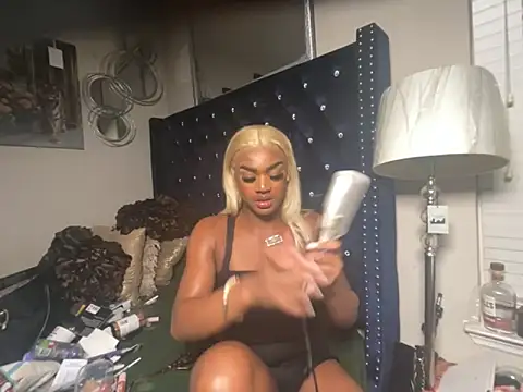 celestefantasea online show from 12/04/25, 11:26