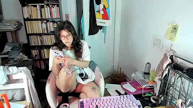 Rosiee69  online show from 11/27/25, 12:27