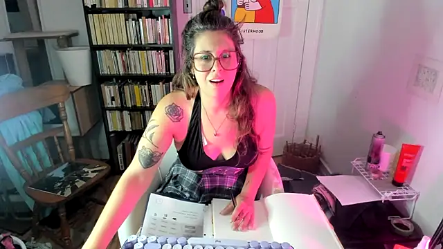 Rosiee69  online show from 09/17/25, 07:16