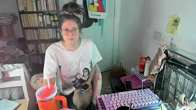 Rosiee69  online show from 11/28/25, 12:33