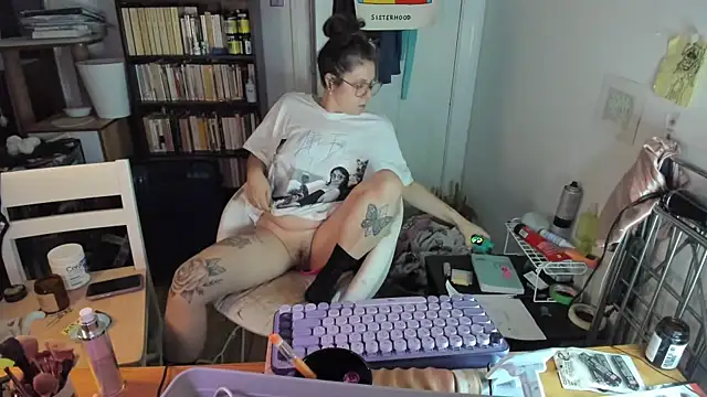 Rosiee69  online show from 11/16/25, 01:38