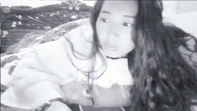 hebe-02 online show from 03/21/25, 03:35