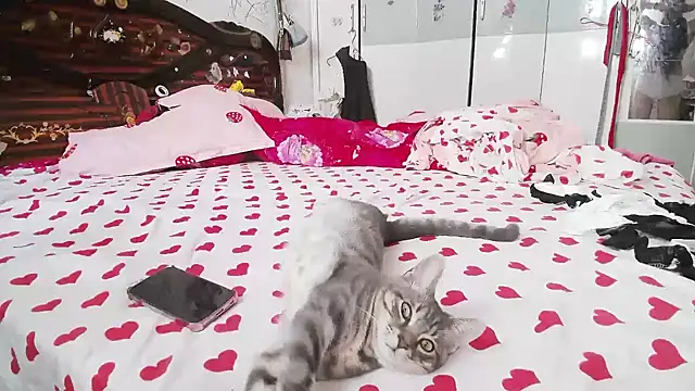 hebe-02 online show from 10/09/25, 05:30