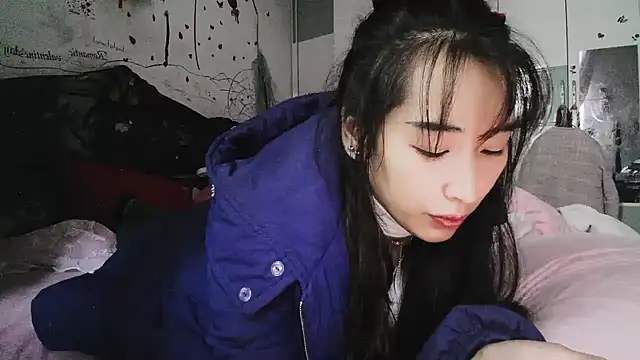 hebe-02 online show from 11/16/25, 07:35