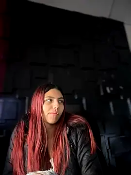 Emily-teen online show from 11/26/25, 01:33