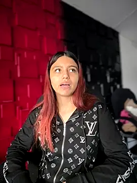 Emily-teen online show from 12/02/25, 07:37