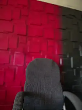 Snapshot of Emily-teen chatting on 01/17/26, 07:28 Emily-teen online show from 01/17/26, 07:28