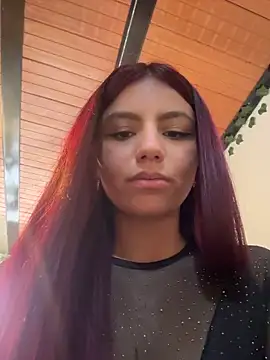 Snapshot of Emily-teen chatting on 01/31/26, 07:12 Emily-teen online show from 01/31/26, 07:12