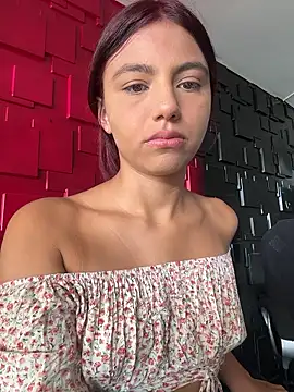 Snapshot of Emily-teen chatting on 01/09/26, 03:30 Emily-teen online show from 01/09/26, 03:30